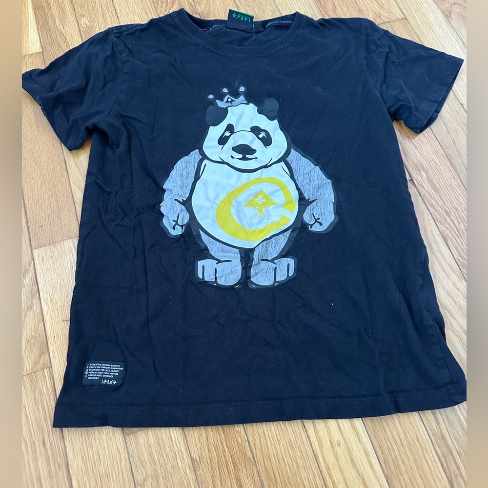 Boys LRG Shirt Size Medium